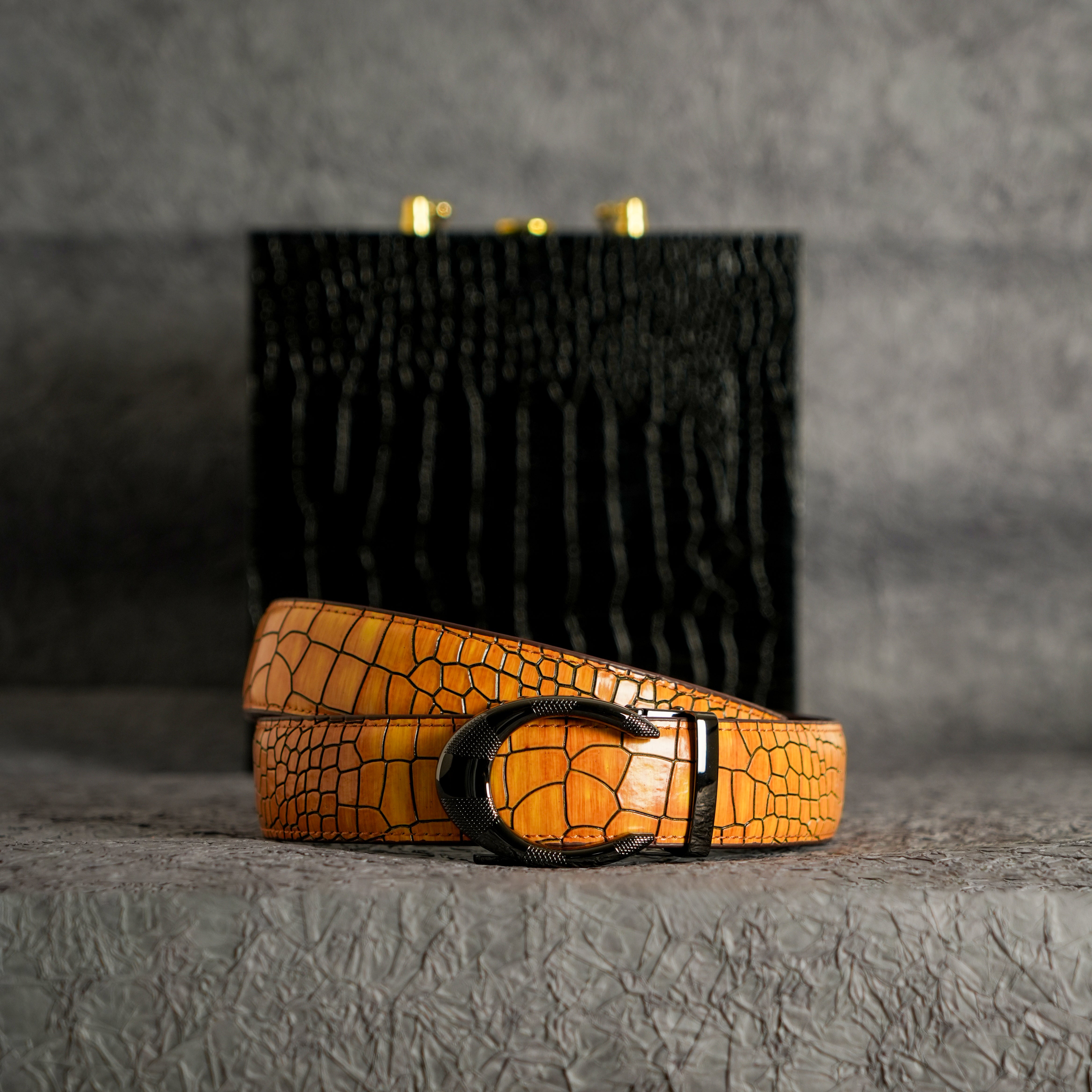 TORTOISE CRACK VEGETABLE TANNED 100% LEATHER BELT WITH CLASSIC BUCKLE